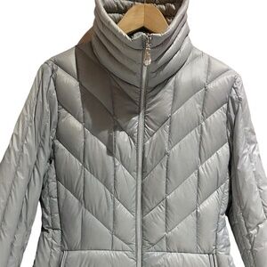 Vince Camuto down jacket size M